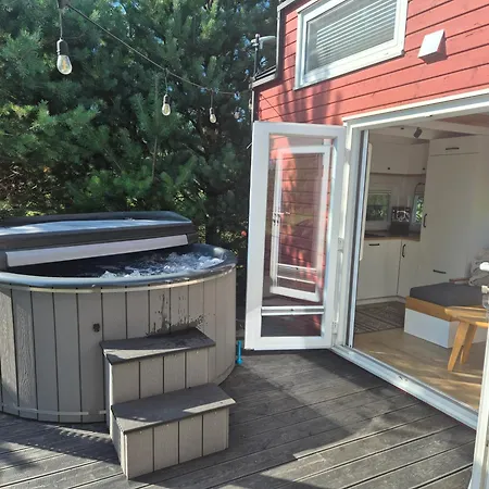 Holiday home Tajnikowo Sekretny Tiny House Wasabi *